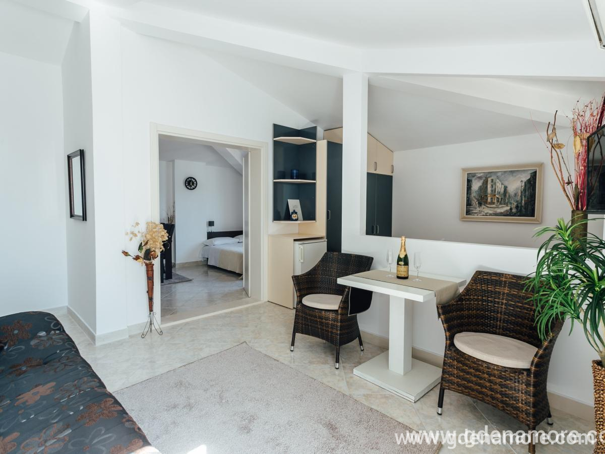 GALIJA apartmani/sobe, privatni smeštaj u mestu Herceg Novi, Crna Gora - A3